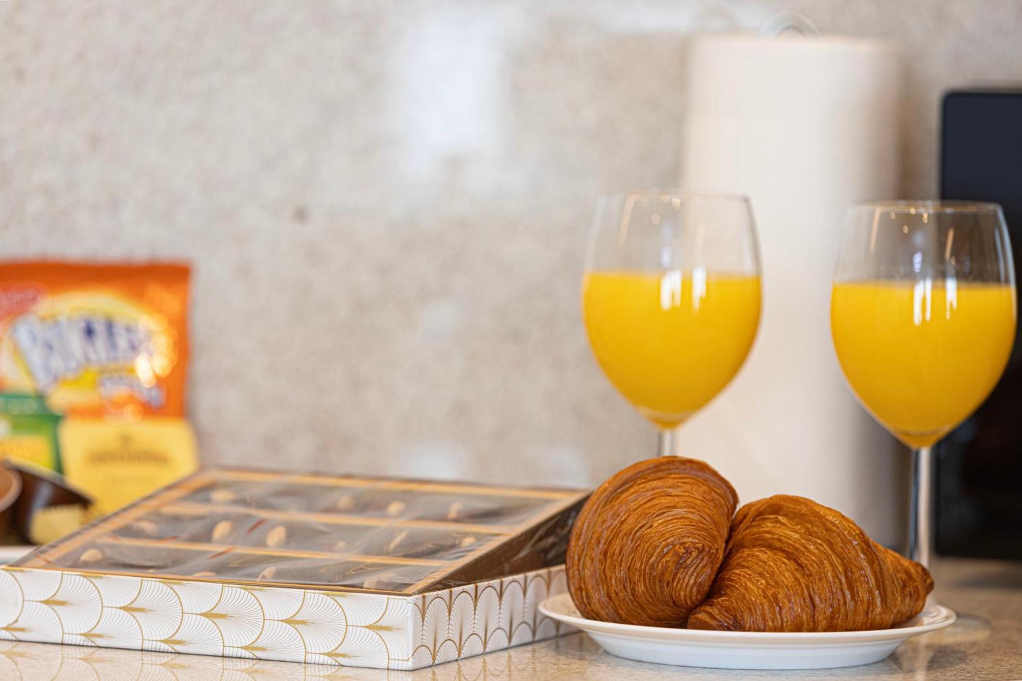 Smartstay At Burj Royale - Full Burj Khalifa View - Brand New Luxury Apartments Dubai Luaran gambar