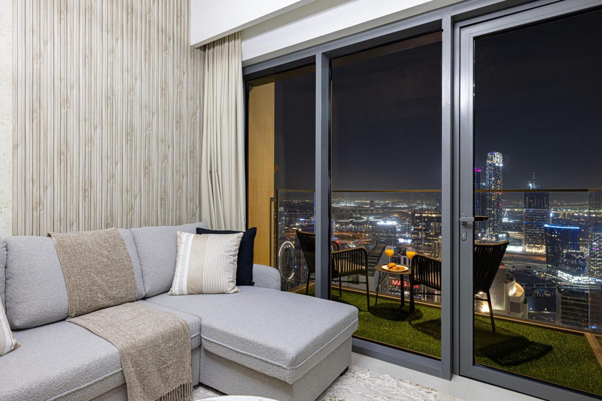 Smartstay At Burj Royale - Full Burj Khalifa View - Brand New Luxury Apartments Dubai Luaran gambar