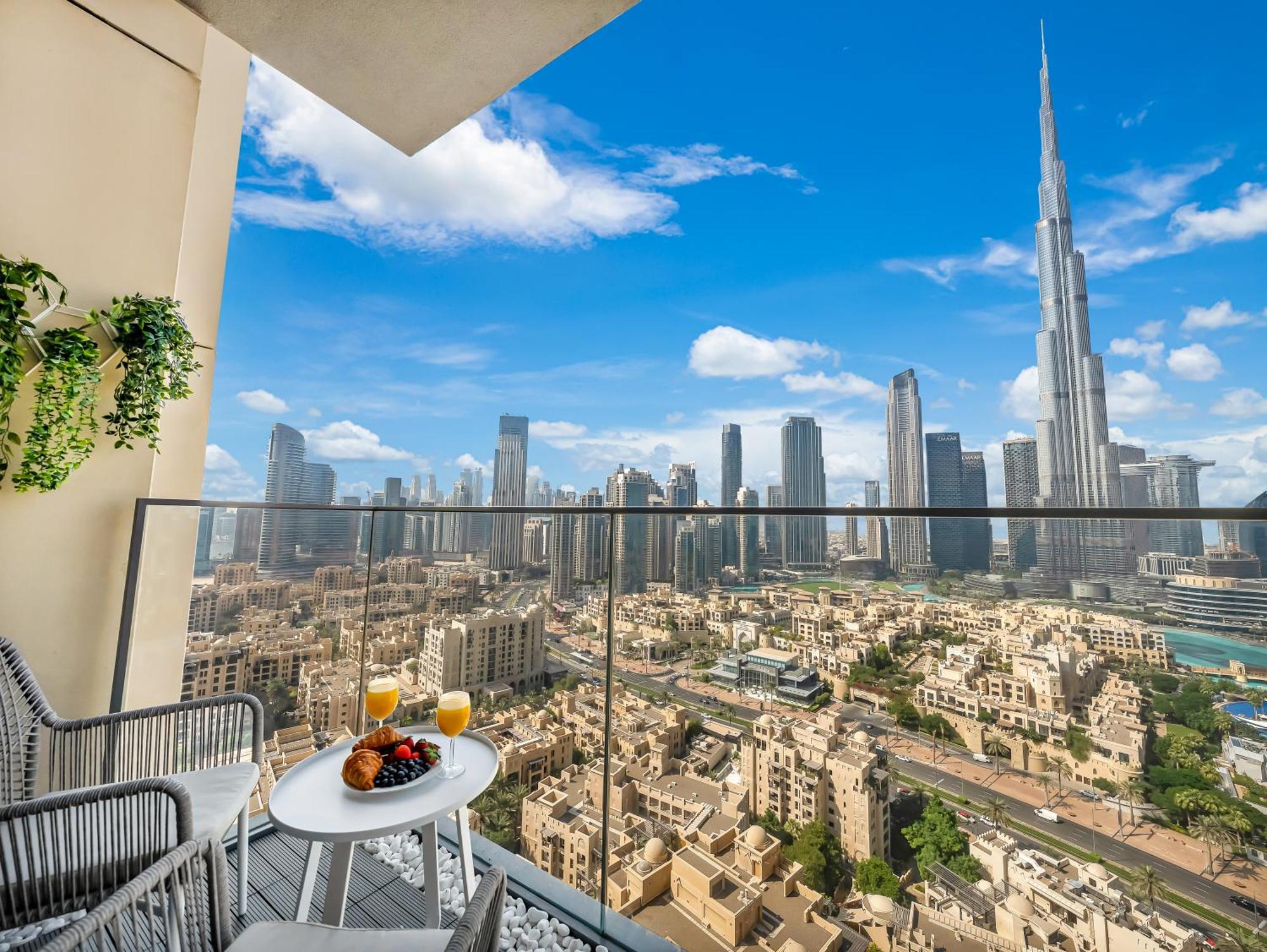 Smartstay At Burj Royale - Full Burj Khalifa View - Brand New Luxury Apartments Dubai Luaran gambar